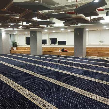 Karpet Musola, Masjid, Kantor